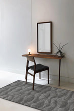 Load image into Gallery viewer, Sela Charcoal Rug