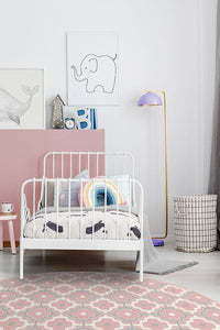 Chloe Trellis Pink Rug