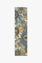 Load image into Gallery viewer, Dalilah Capri Rug
