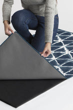 Load image into Gallery viewer, Diamond Shibori Navy Rug
