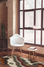 Load image into Gallery viewer, Endah Multicolor Rug
