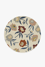 Load image into Gallery viewer, Fleur Margaritte Amari Rug
