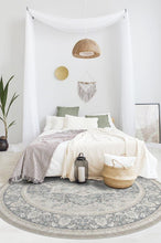 Load image into Gallery viewer, Hendesi Heriz Abalone Rug
