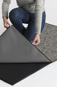 Lacis Damask Charcoal Rug