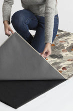 Load image into Gallery viewer, Leona Warm Grey Rug
