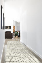 Load image into Gallery viewer, Modern Grid Creme Rug
