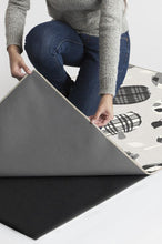 Load image into Gallery viewer, Pumpkin Black &amp; White Rug
