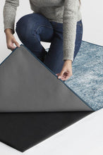 Load image into Gallery viewer, Serenata Slate Blue Rug
